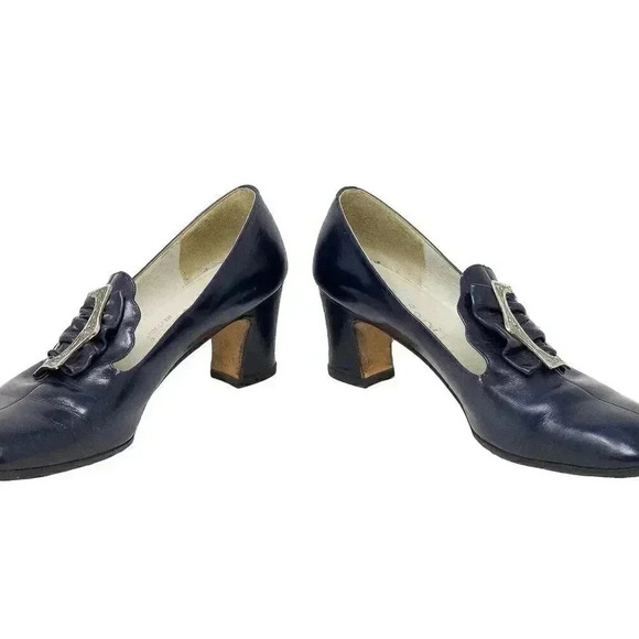 Vintage Peasant Buckle LeatherPumps Size 37 Square Toe Pumps Work Low Heel Pumps - Picture 2 of 5